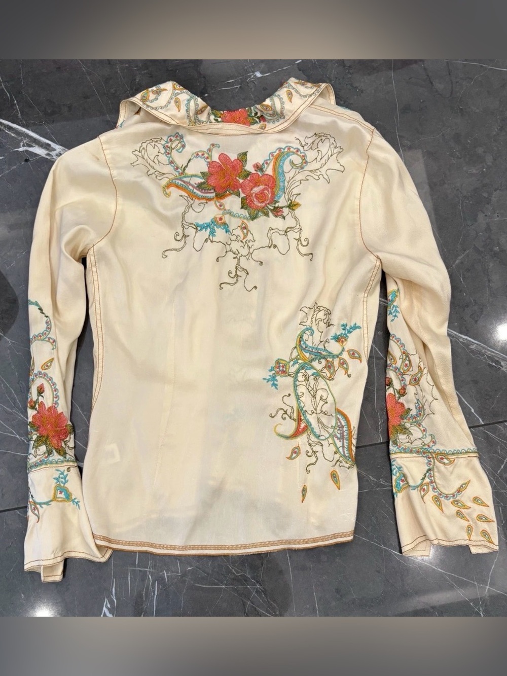 Johnny Was Embroidered Silk Blouse Shirt Medium Coachella Boho Chic Stagecoach - Picture 4 of 4